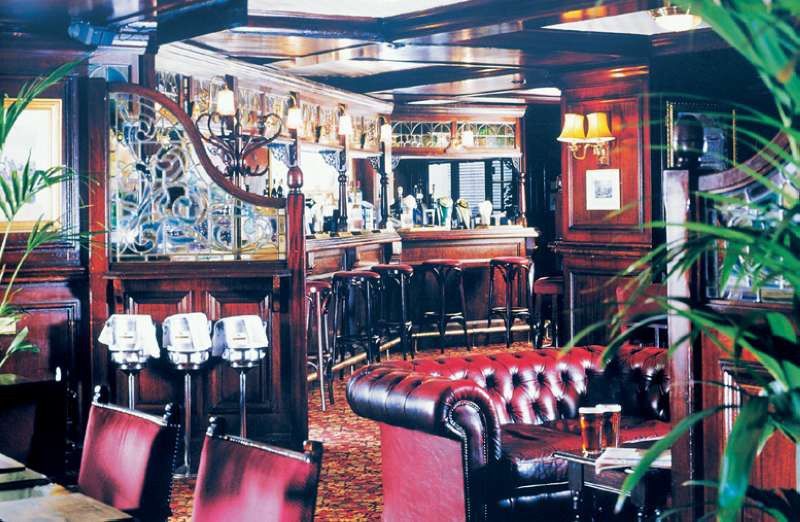 Holiday Inn London Kensington Forum, An Ihg Hotel Restaurang bild